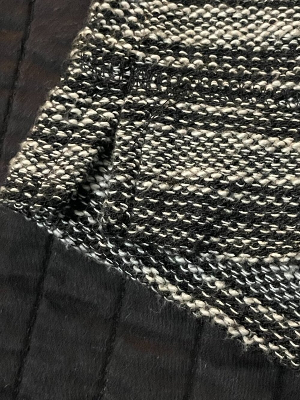 Old Navy Medium Maternity B&W Striped Short Sleeve Cozy Sweater Women's Top - Picture 11 of 12
